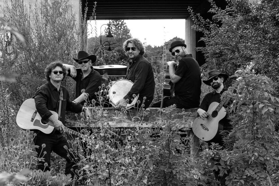 Skiffle Skeletons @ The Corner House